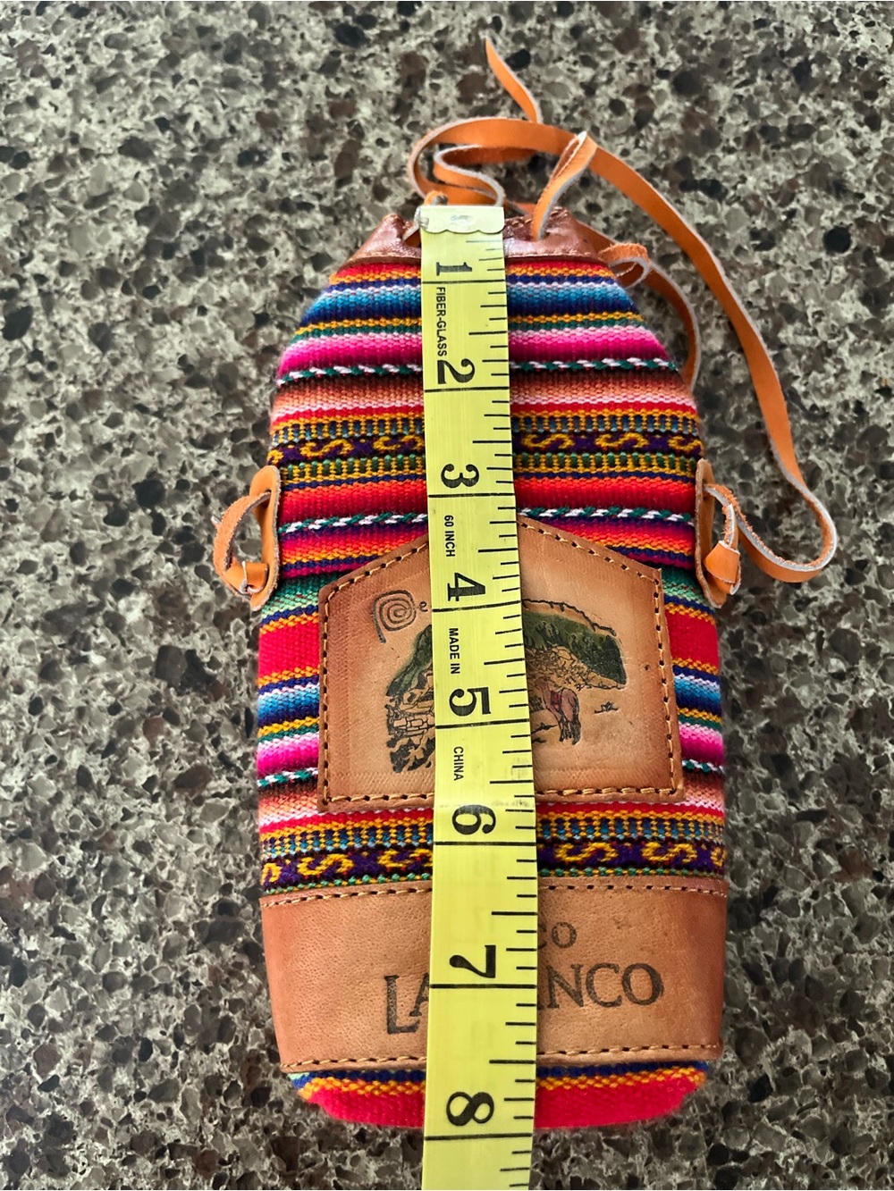 Peruvian Pisco pouch with vibrant striped pattern - Picture 4 of 5